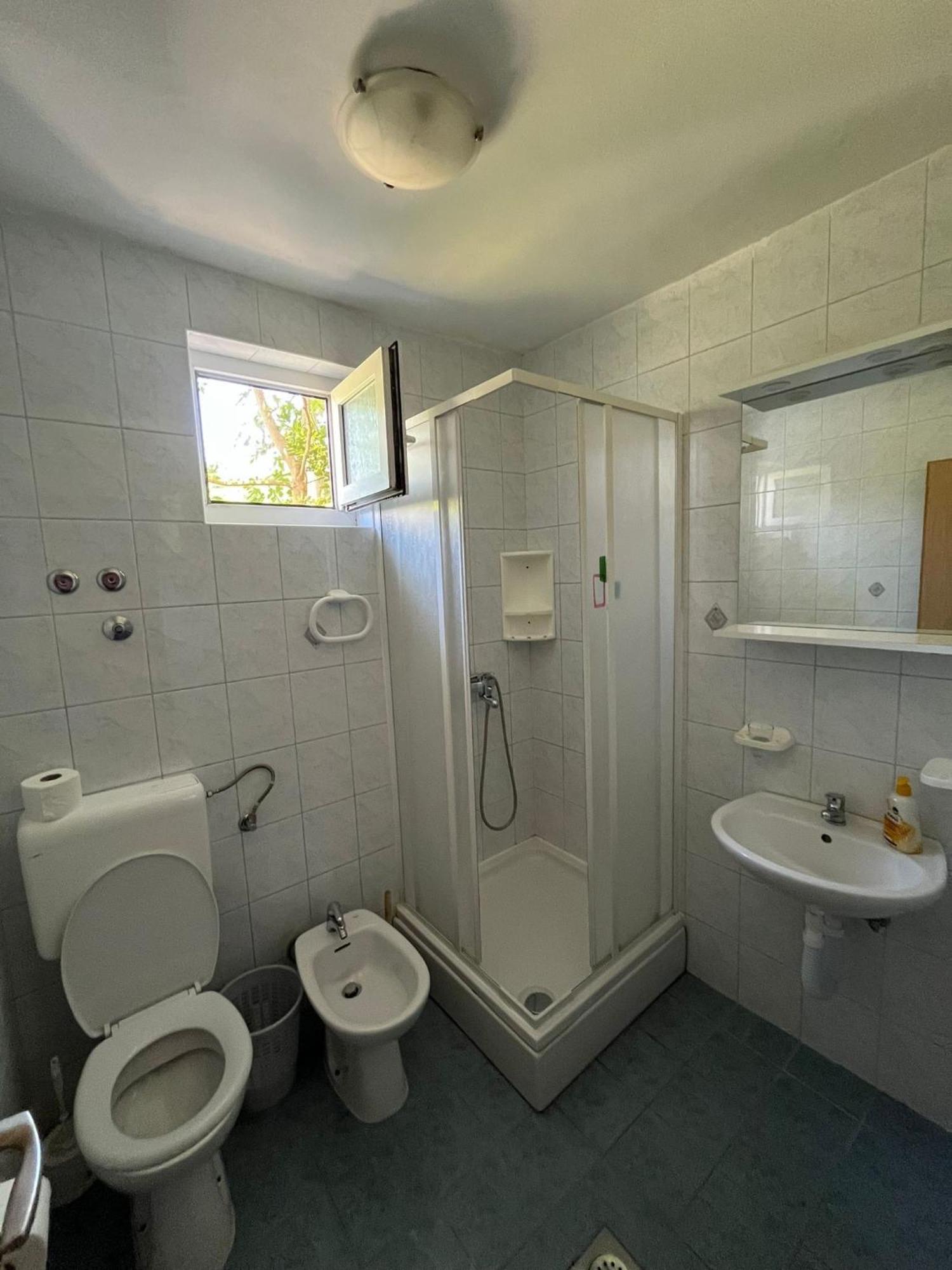Apartments With A Parking Space Lopar, Rab - 16680 المظهر الخارجي الصورة