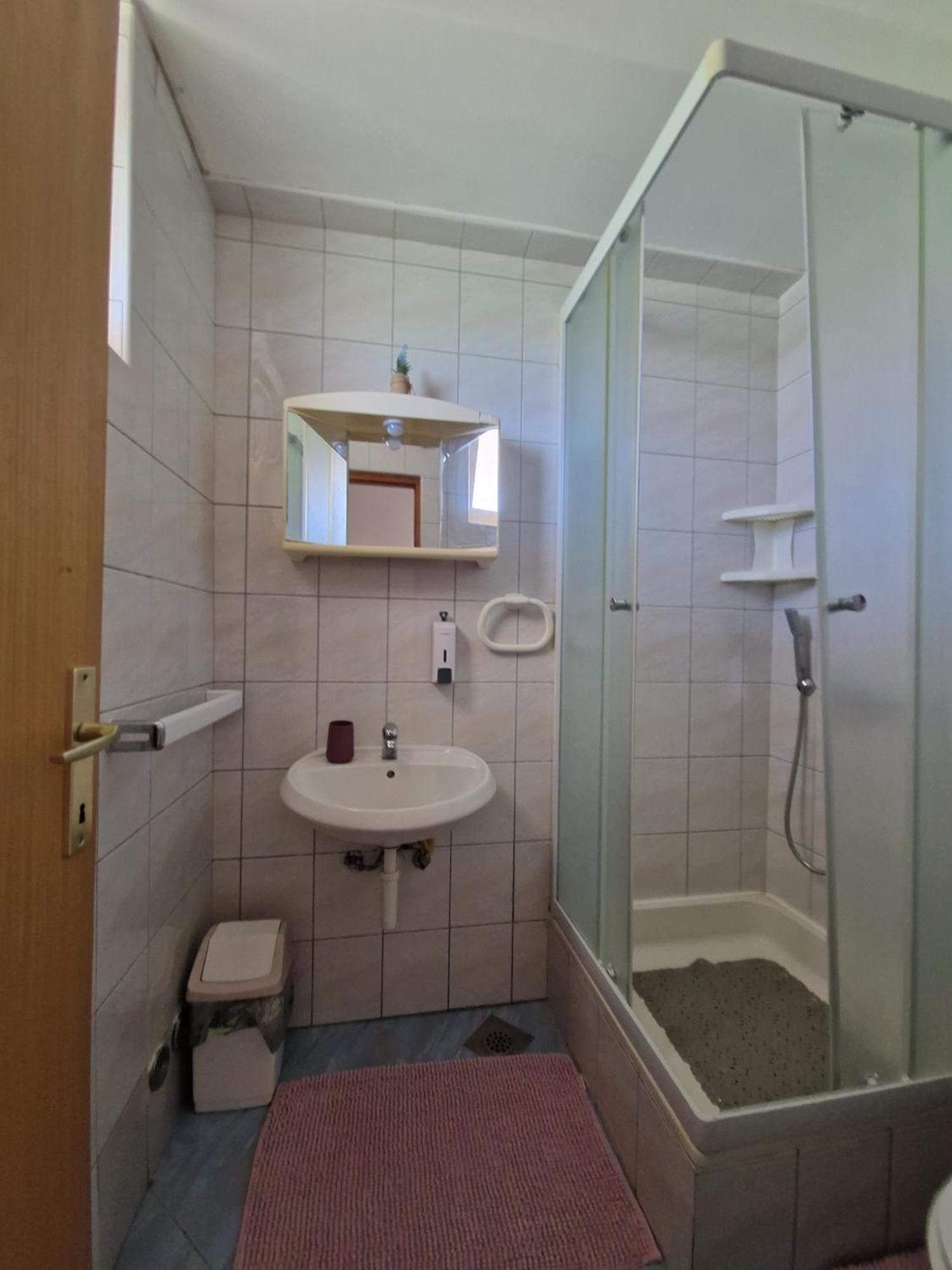 Apartments With A Parking Space Lopar, Rab - 16680 المظهر الخارجي الصورة
