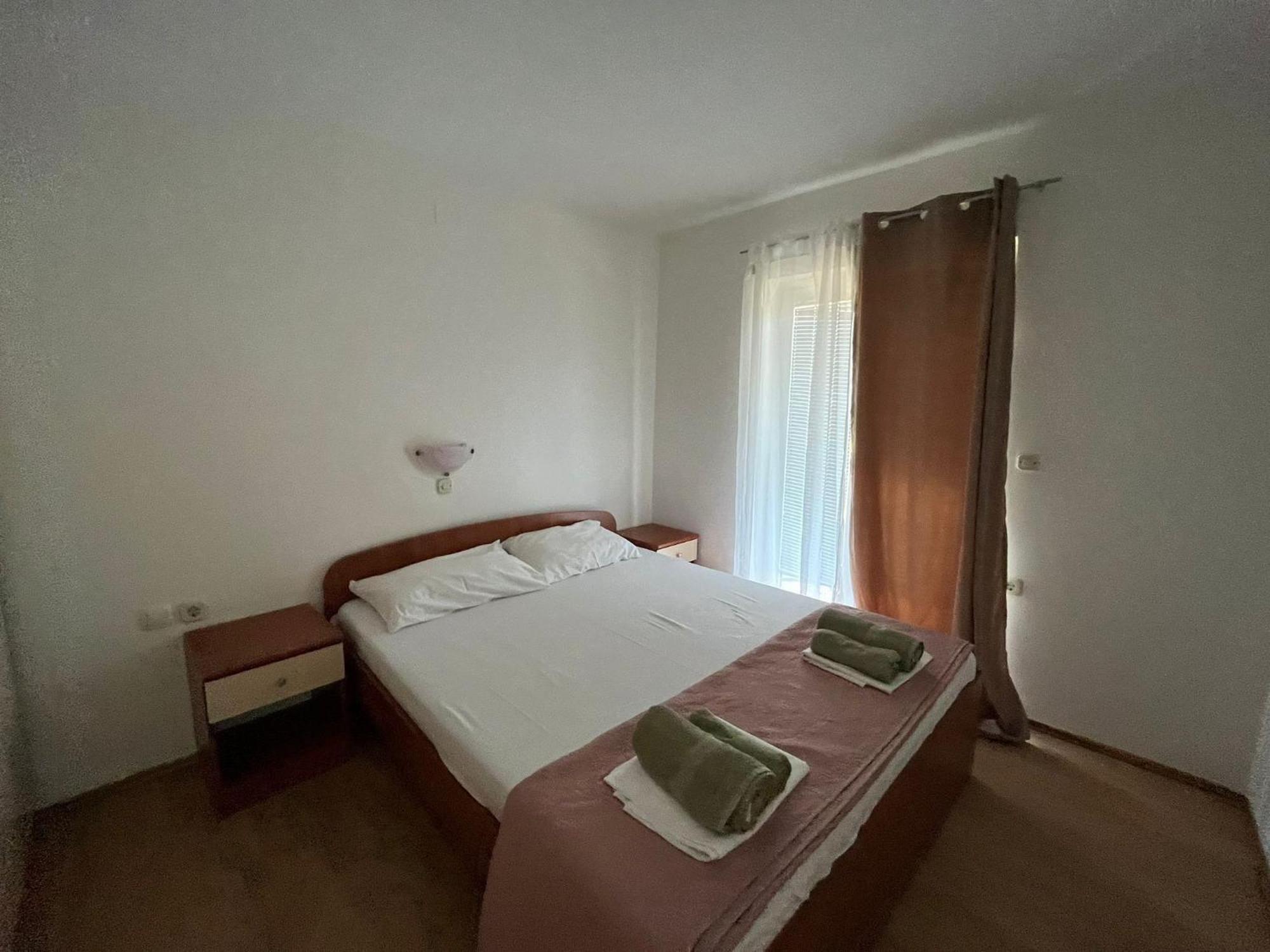 Apartments With A Parking Space Lopar, Rab - 16680 المظهر الخارجي الصورة